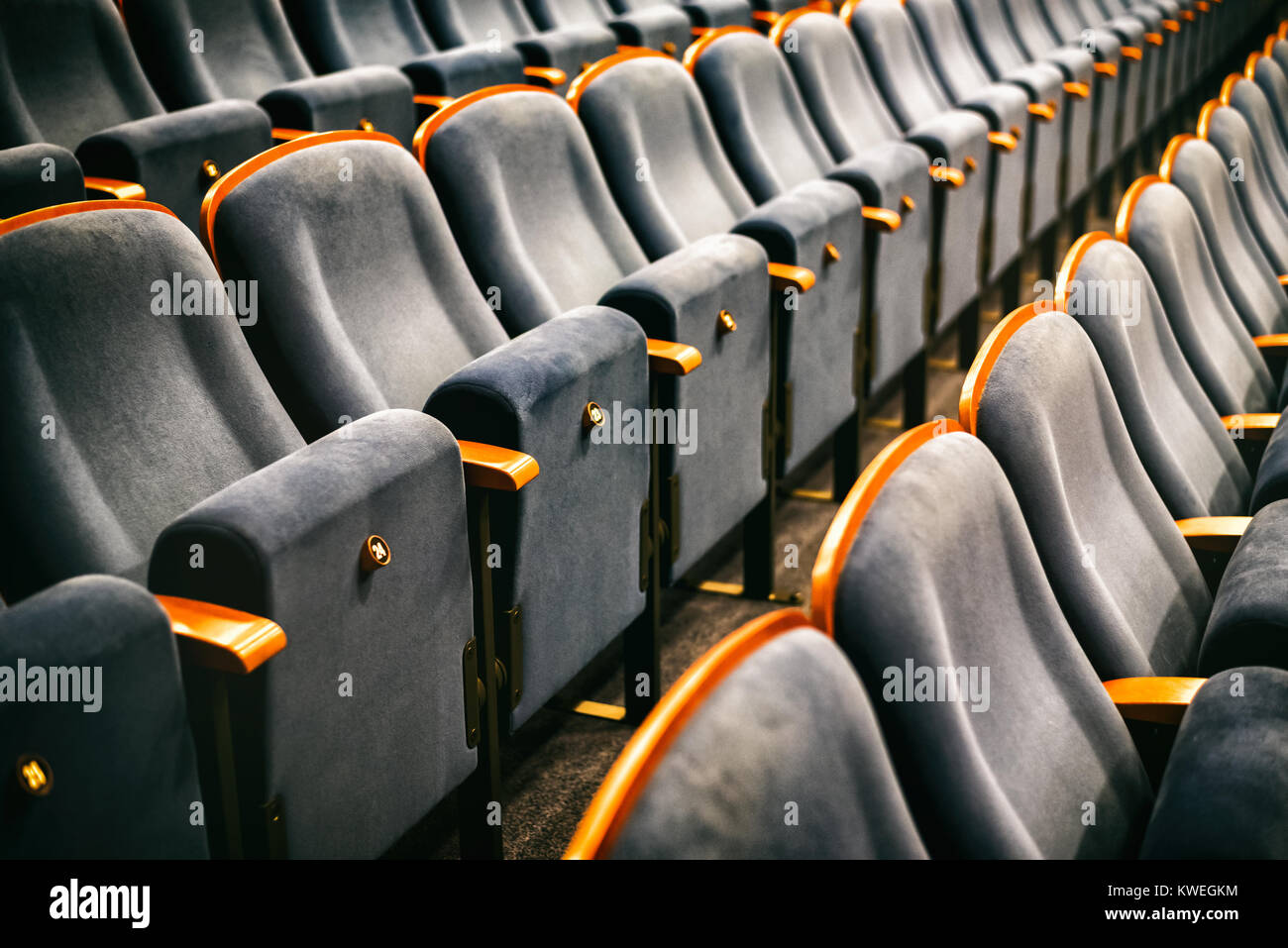Seats in empty theater auditorium hi-res stock photography and images ...