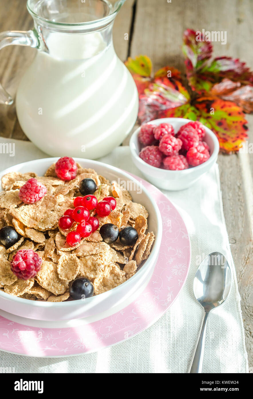 Smul Wholegrain Granola – Vanilla Blueberry – Guadeloupe