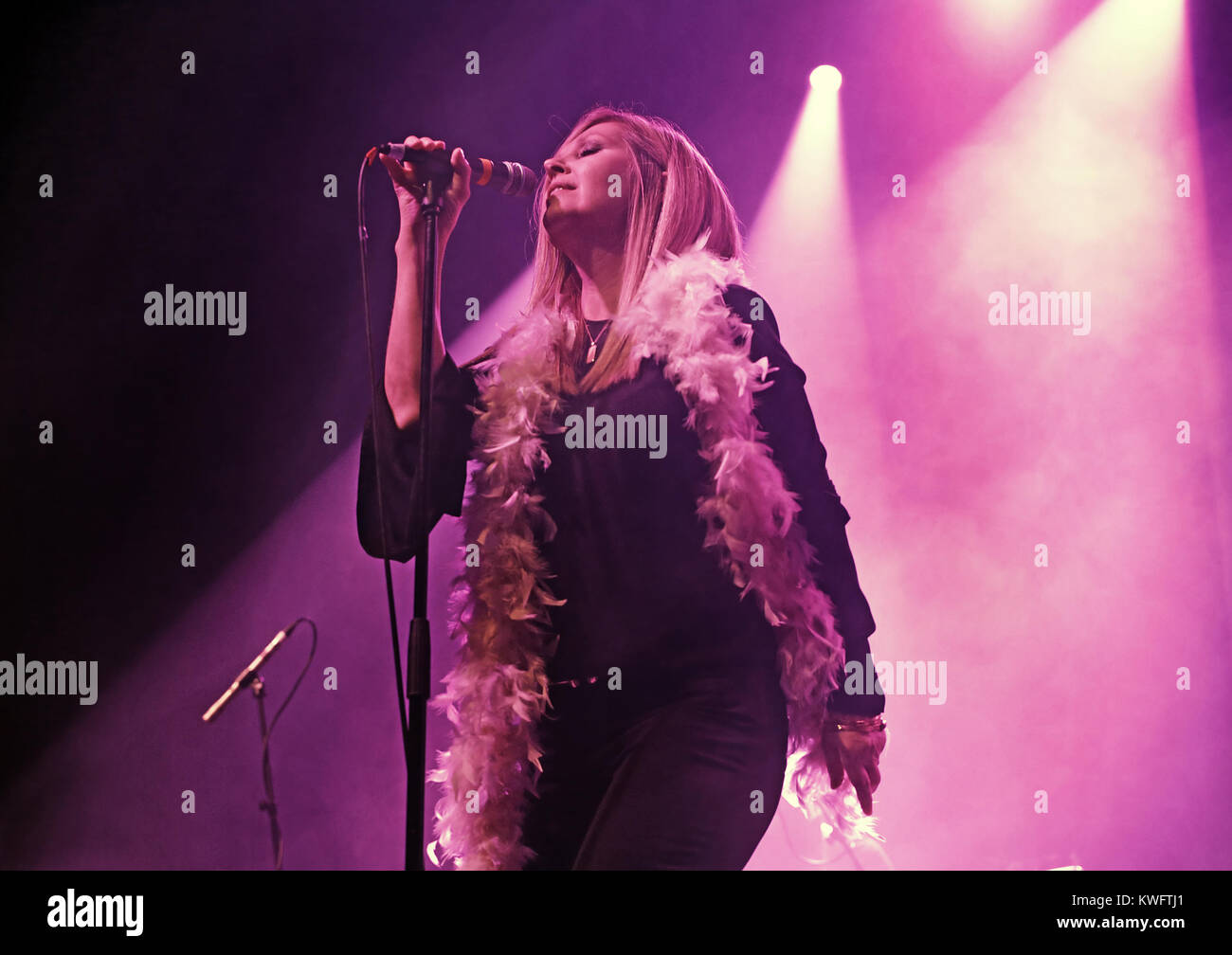 St Etienne Performing at Manchester O2 Ritz Featuring St Etienne