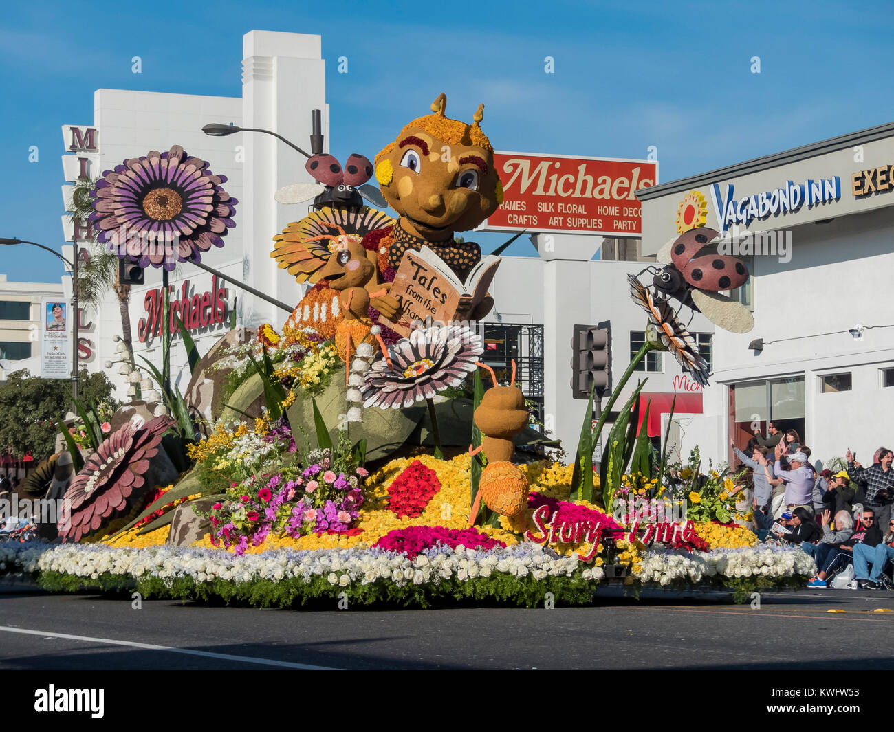 Parade Float Hi-res Stock Photography And Images - Alamy