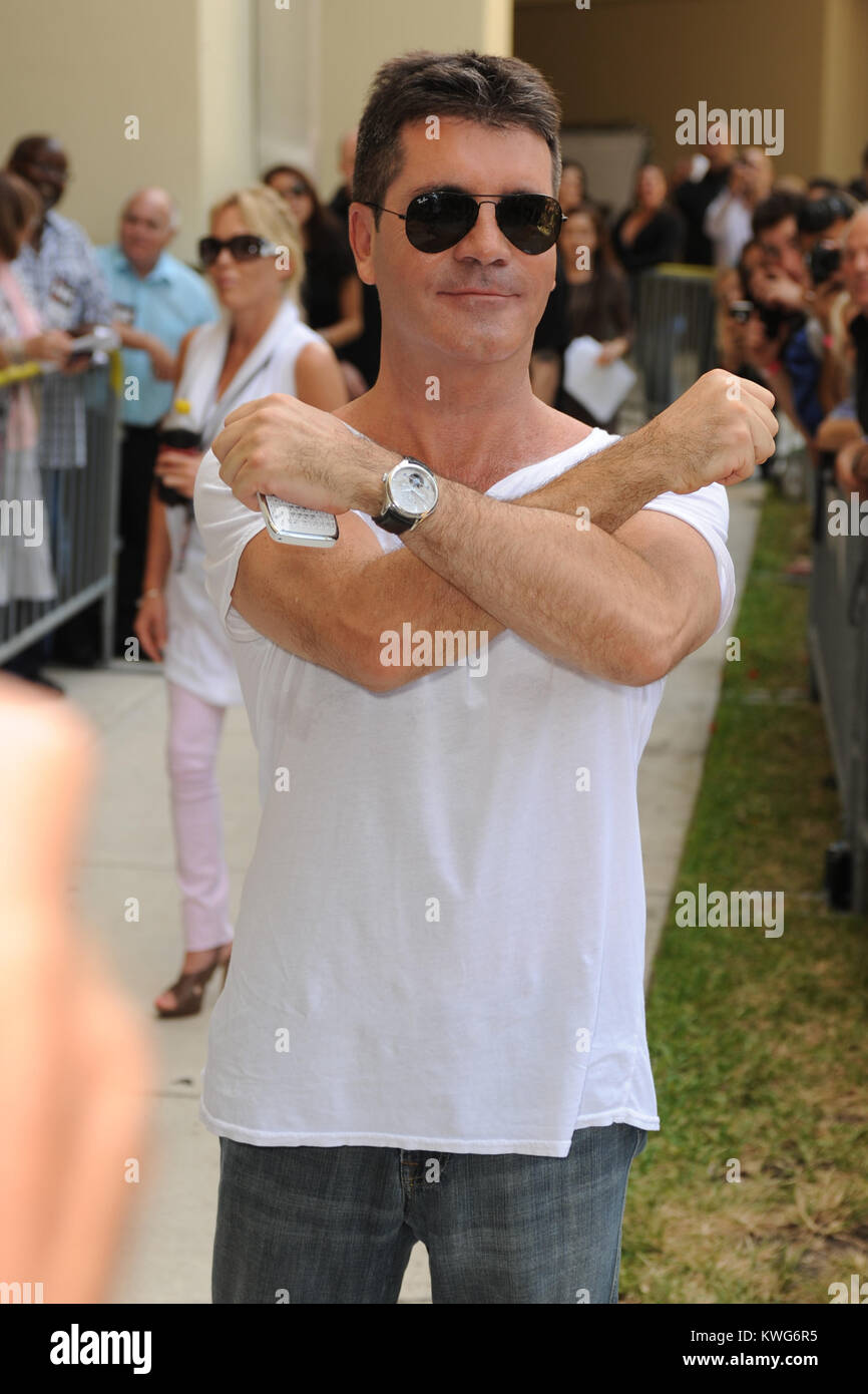 Simon Phillip Cowell High Resolution Stock Photography and Images - Alamy
