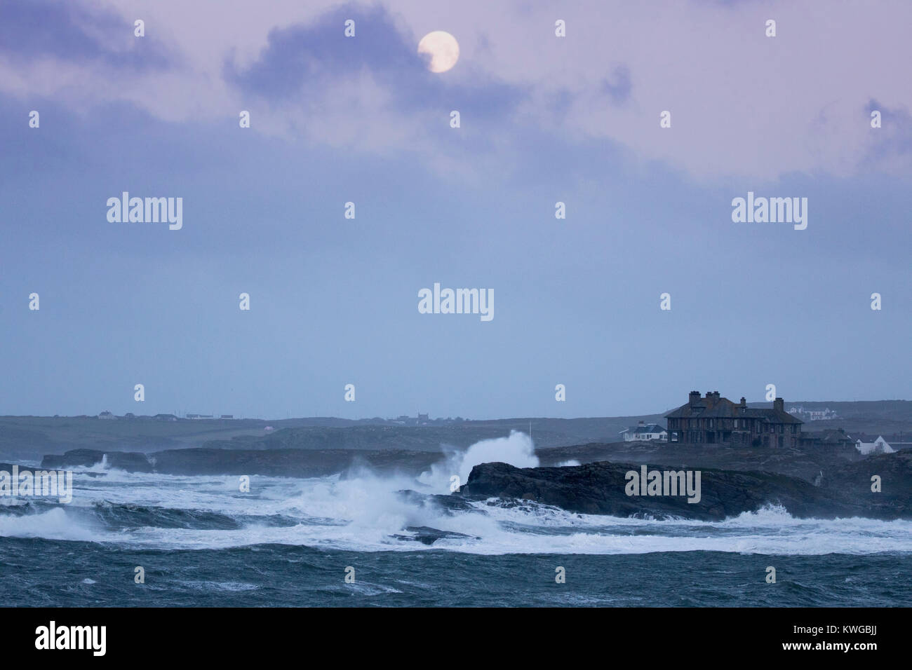 Anglesey, UK. 3rd Jan, 2018. UK Weather. A severe Met Office warning has been issued for the fifth storm of the UK season named Storm Eleanor. With an increase risk due the current moon state and high tides flood warnings are in place for many areas along with gales force winds likely to cause harm. Huge waves and winds crash into Trearddur Bay on Anglesey in North Wales as high tide looms with a risk of flooding Credit: DGDImages/Alamy Live News Stock Photo