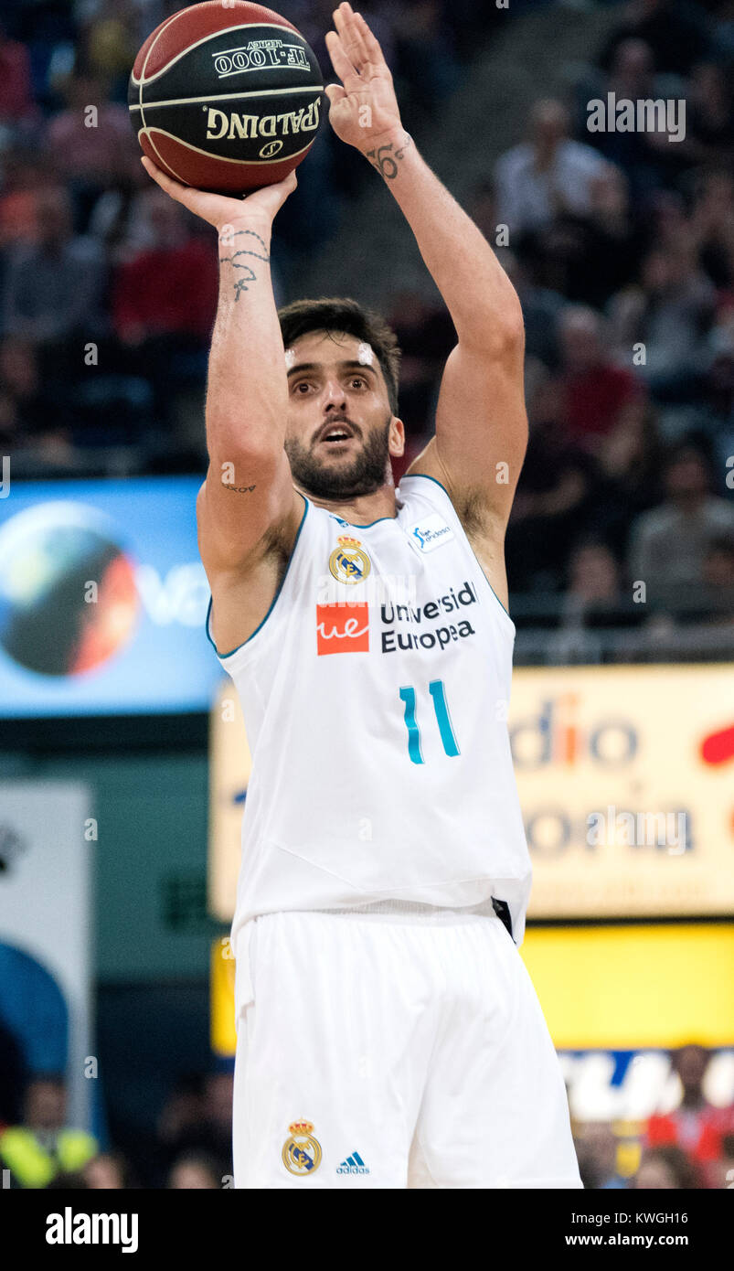 Vitoria, Spain. 3rd Jan, 2017. Facundo Campazzo (Real Madrid) in action  during the basketball match of Season 2017/2018 of Spanish ACB League  'Endesa' between Saski Baskonia and Real Madrid Baloncesto at Fernando