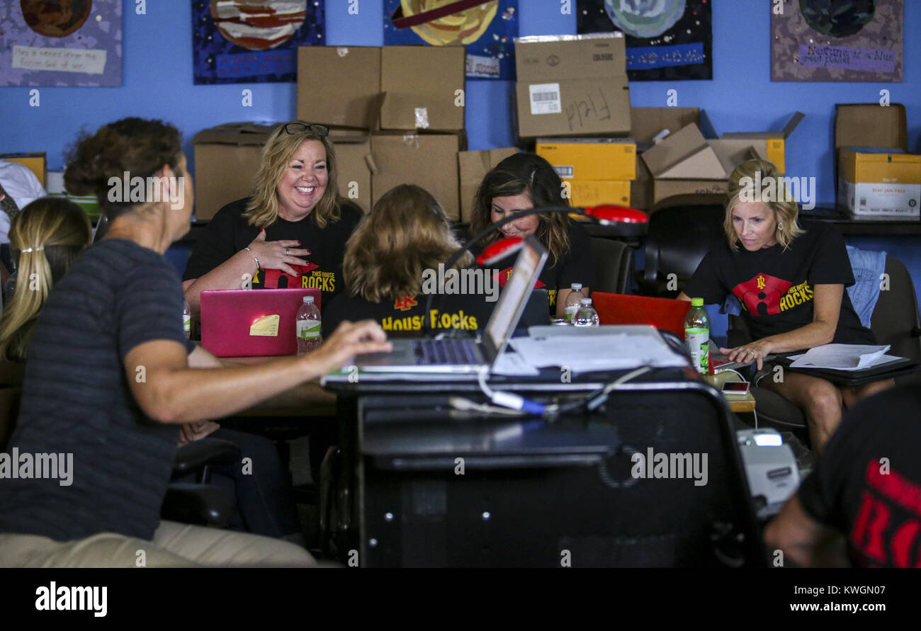 Rock Island, Iowa, USA. 1st Aug, 2017. Kindergarten teacher Julie