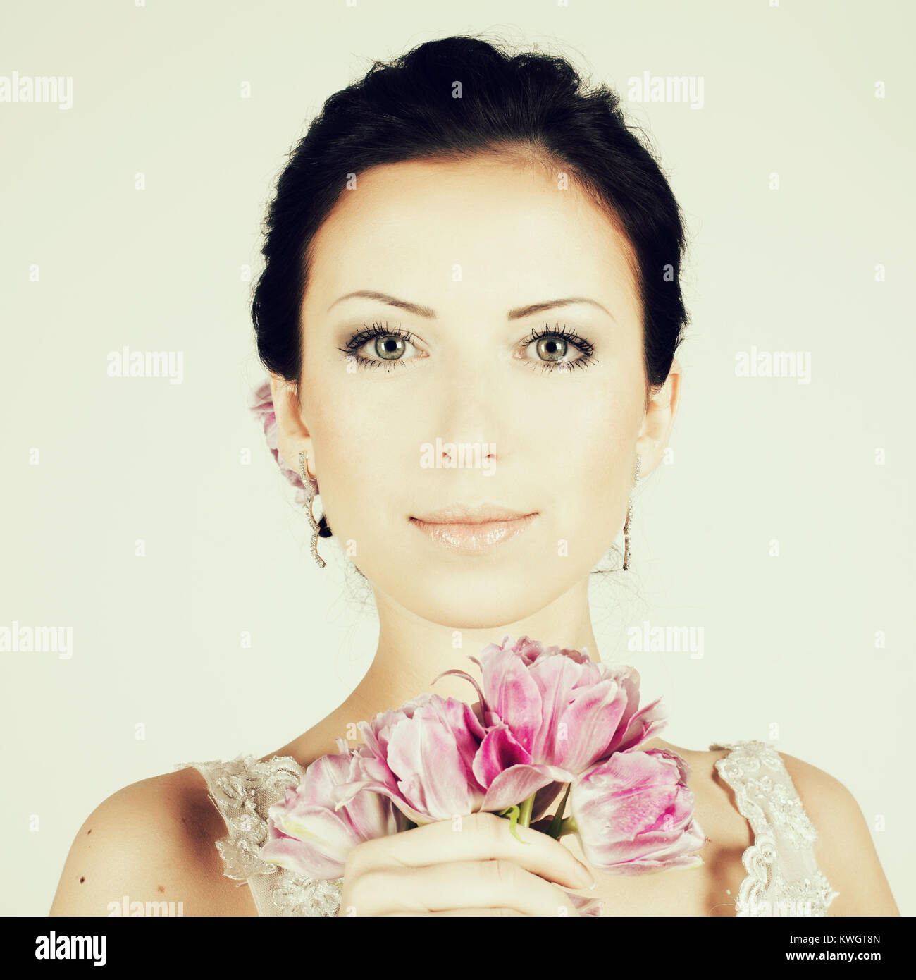 Portrait of young fashion model Stock Photo - Alamy