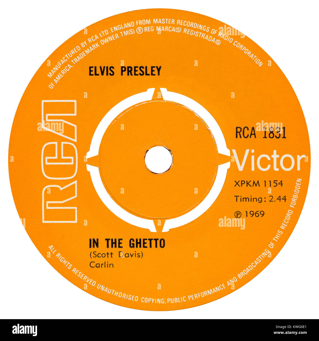 45 RPM 7' UK record label of In The Ghetto by Elvis Presley. Written by Mac Davis under the name Scott Davis and produced by Chips Moman. Released in June 1969 on the RCA Victor label. Stock Photo