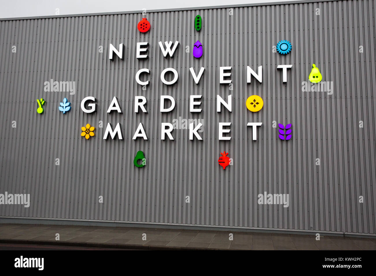 London, UK. 20th December, 2017. Signage for New Covent Garden Market at Nine Elms. Stock Photo