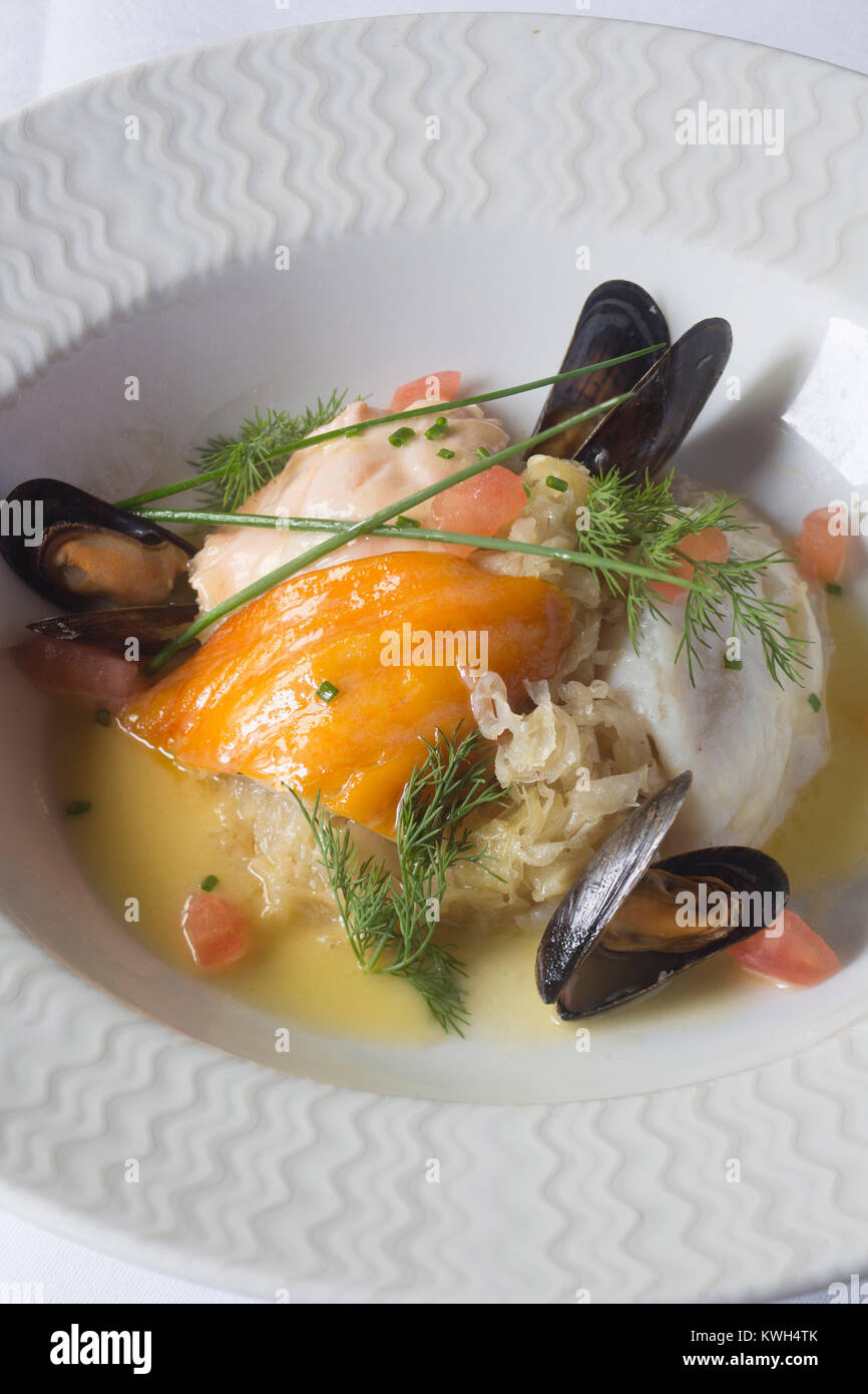 Europe/France/Alsace/Bas-Rhin/Strasbourg. La Maison Kammerzell. Choucroute de poissons. //Fishes sauerkraut Stock Photo