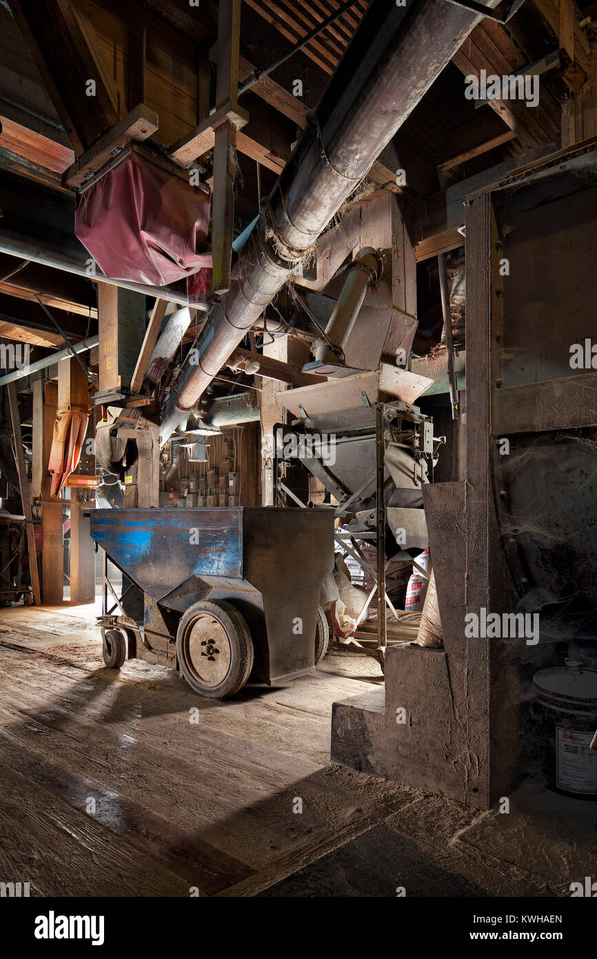 Grain mill hires stock photography and images Alamy