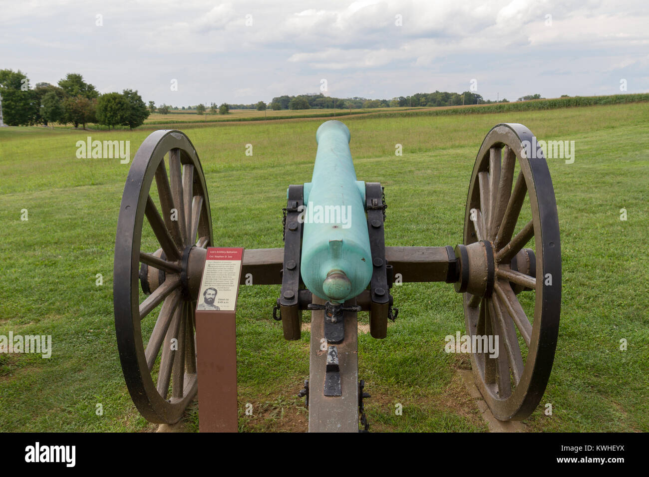 View over a Confederate cannon, Antietam National Battlefield, Maryland, United States. Stock Photo