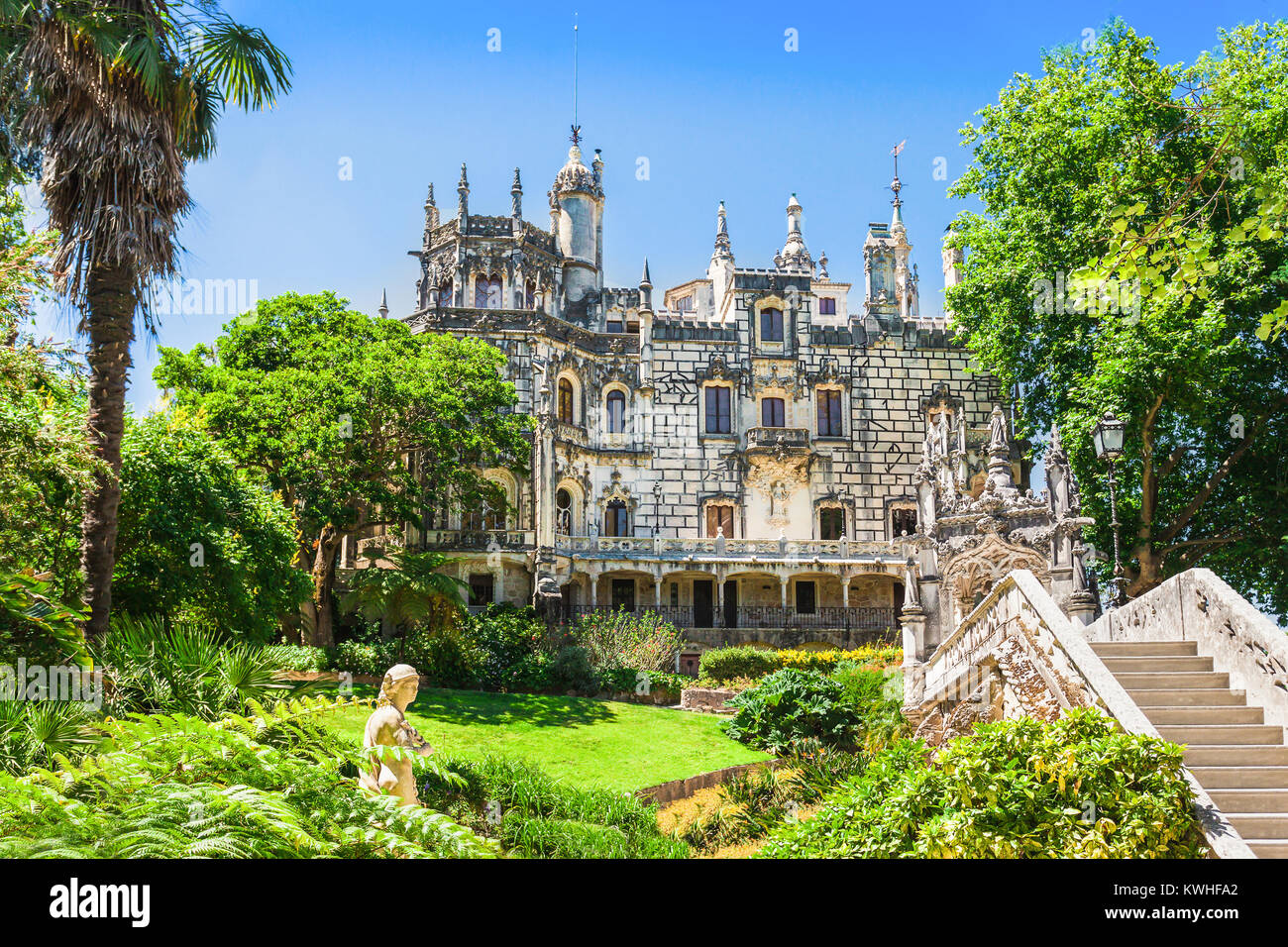 the-regaleira-palace-quinta-da-regaleira-sintra-portugal-stock