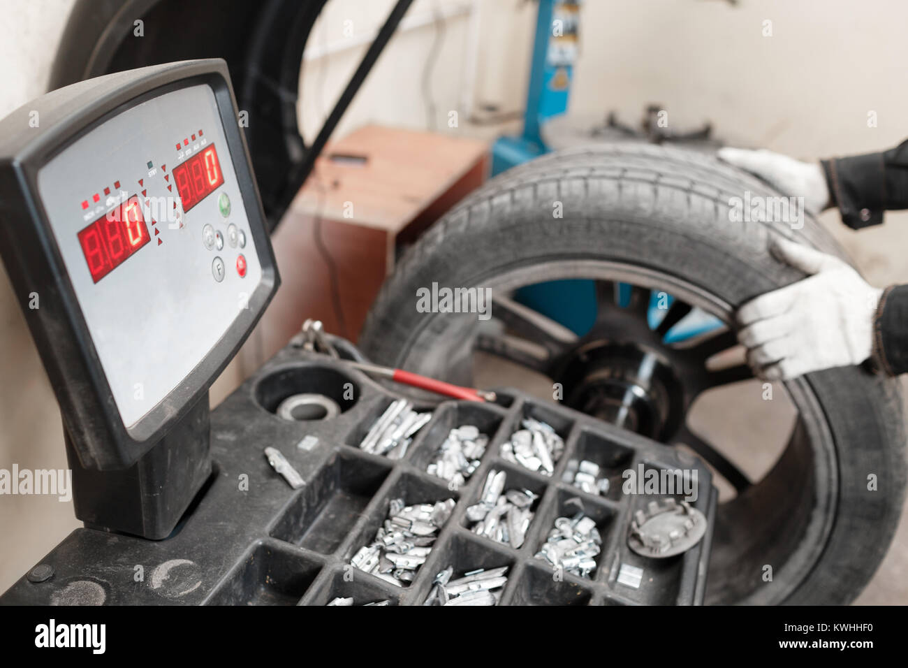 Wheel balancing weights hires stock photography and images Alamy