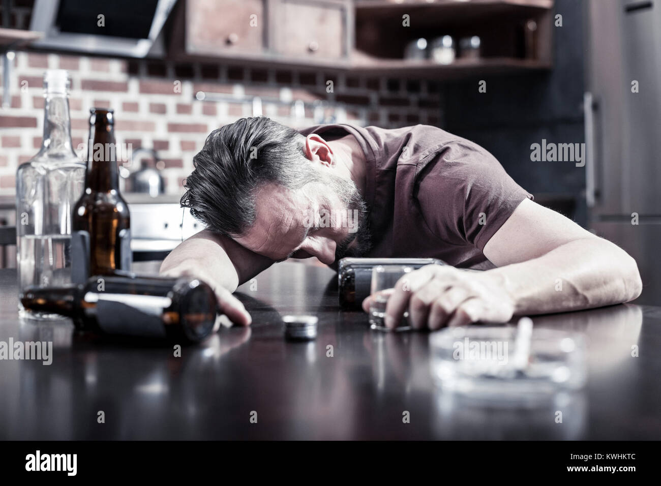 Chronic alcoholic hi-res stock photography and images - Alamy