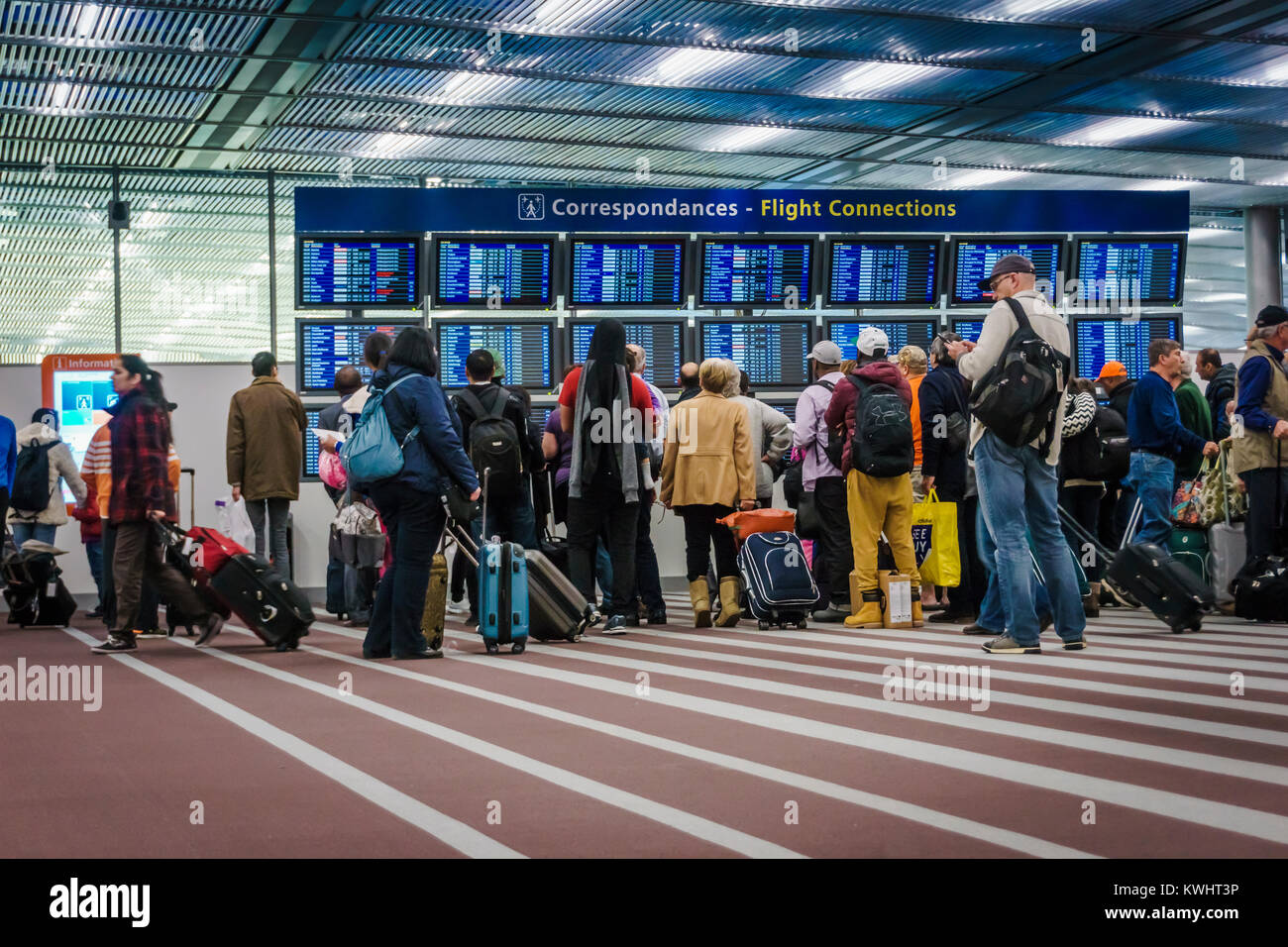 Checking lineup hi-res stock photography and images - Alamy