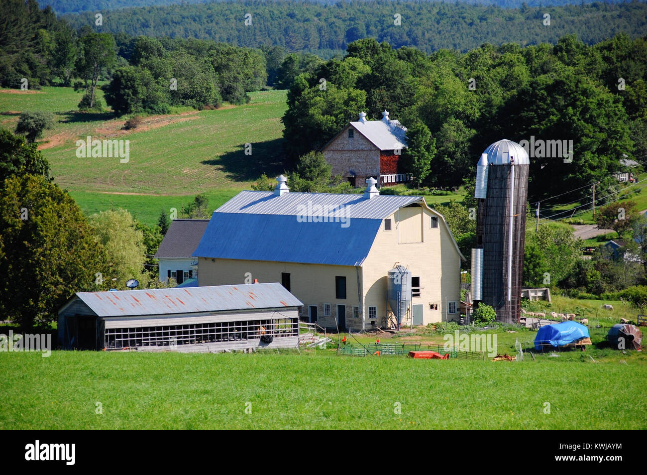 Vermont farm barn hires stock photography and images Alamy