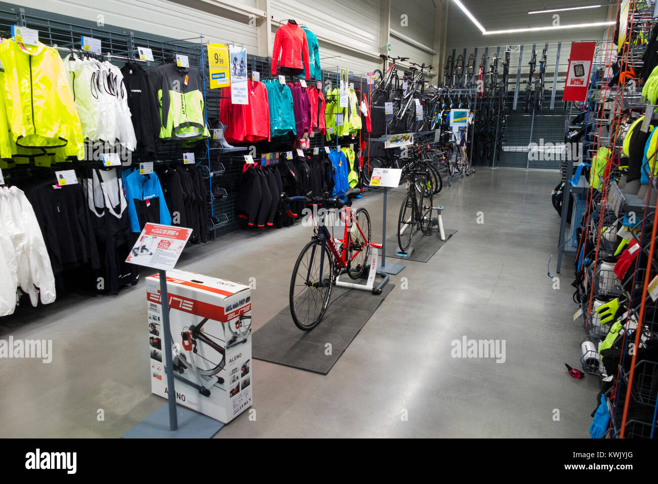 Shop interior / inside of the Decathlon sports / sporting equipment shop /  retailer / store Aix les Bains / Grésy-sur-Aix. France. (93 Stock Photo -  Alamy