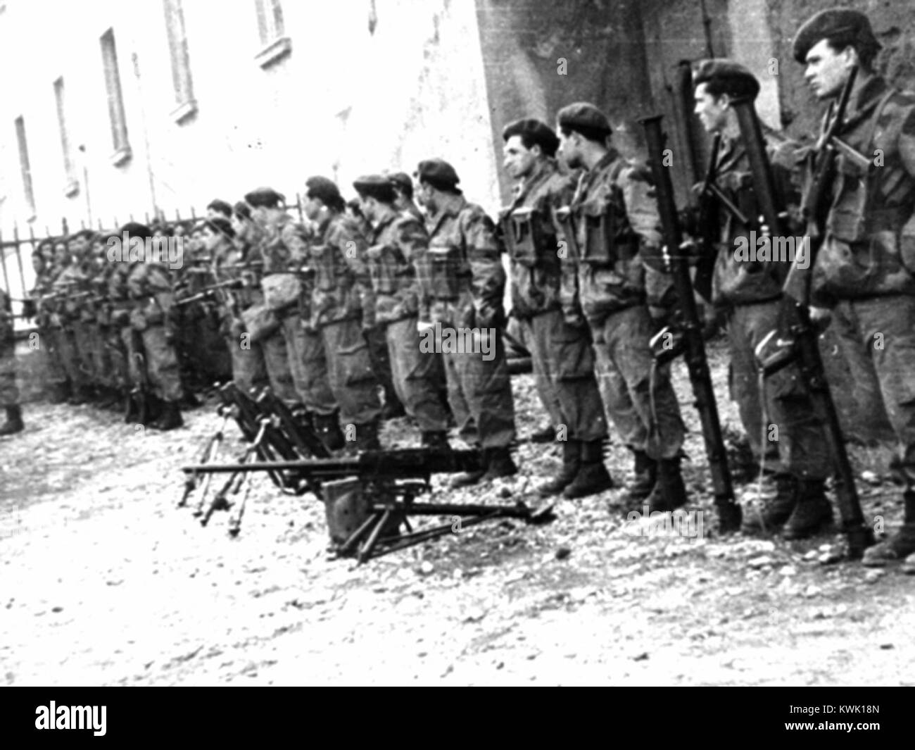 The photograph titled '52 - Italy - Arditi Incursori 1952' shows a