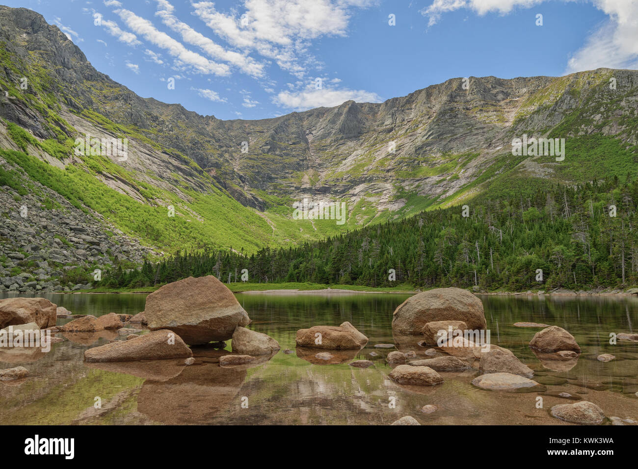 Chimney pond katahdin hires stock photography and images Alamy
