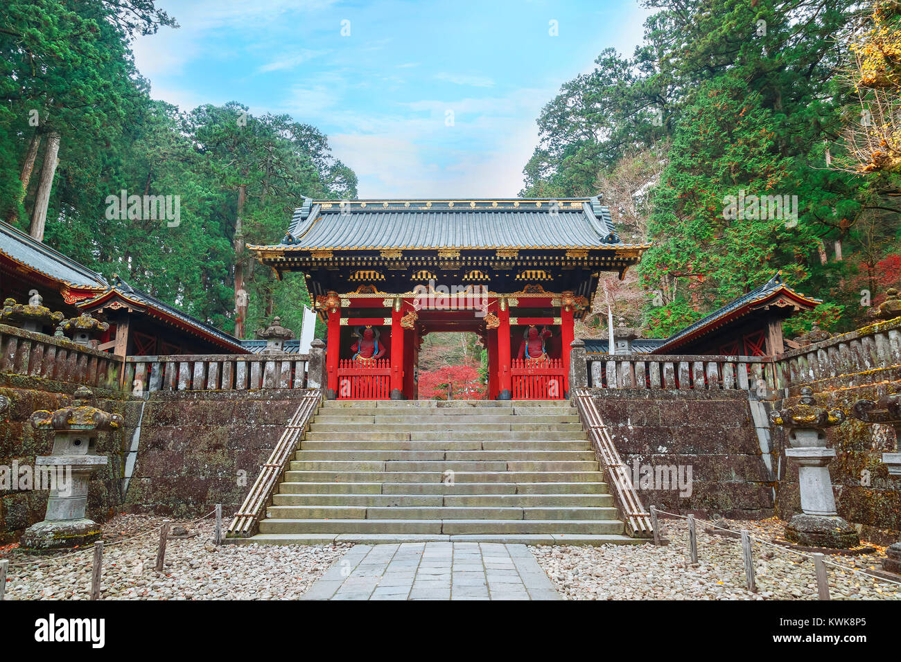 Nio Mon Gate At Taiyuinbyo The Mausoleum Of Shogun Tokugawa Iemitsu Stock Photo Alamy Nio Mon Gate At Taiyuinbyo The Mausoleum Of Shogun Tokugawa Iemitsu Stock Photo Alamy
