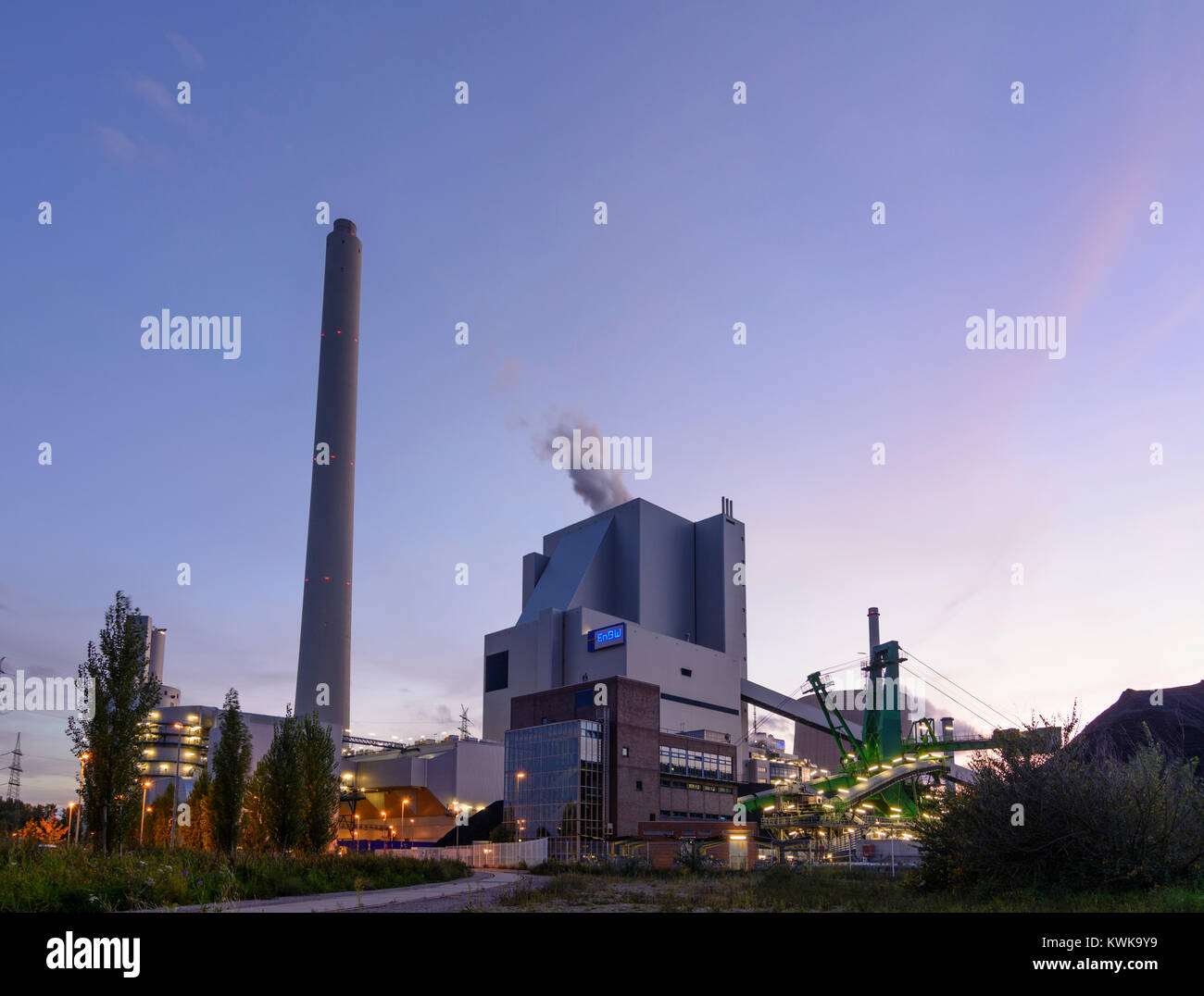 Karlsruhe: power station Rheinhafen-Dampfkraftwerk (RDK) of Energie Baden-Württemberg Kraftwerke AG (EnBW), Kraichgau, Baden-Württemberg, Germany Stock Photo