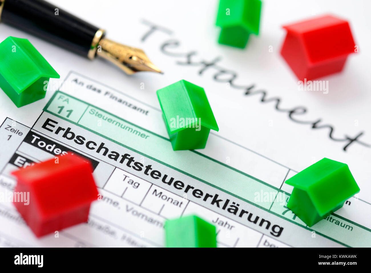 Testament, inheritance tax return and miniature houses, inheritance tax, Erbschaftsteuererkl?rung und Miniaturh?user, Erbschaftsteuer Stock Photo