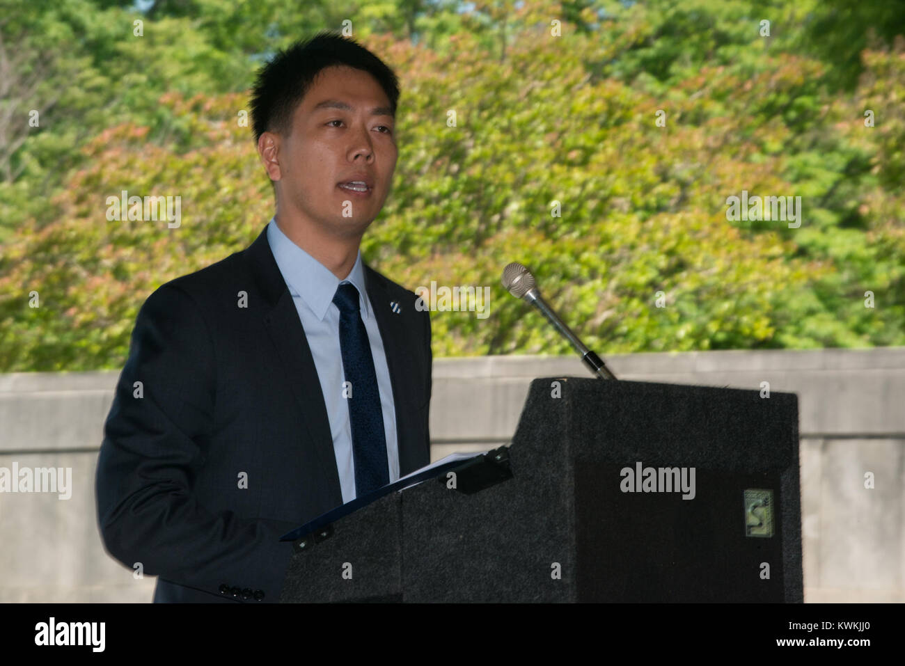 Japanese American Citizens League and the Japanese American Veterans Association’s 67th annual Memorial Day Service in Arlington National Cemetery (17856435710) Stock Photo