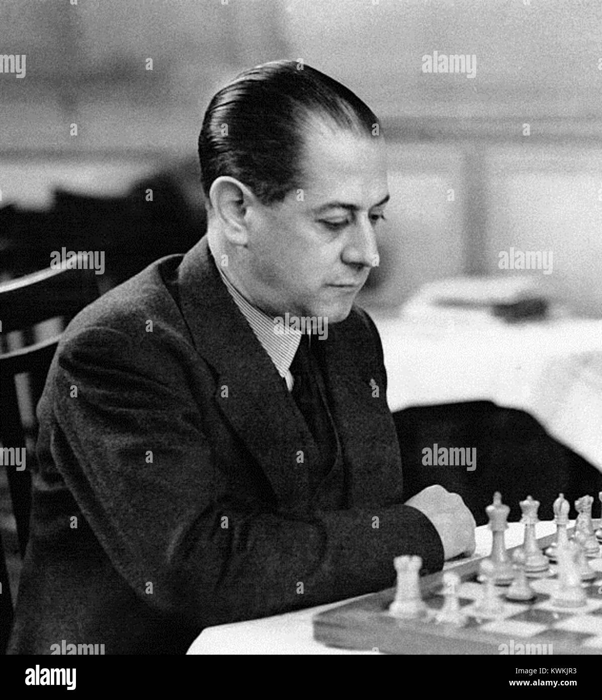 Alekhine Black and White Stock Photos & Images - Alamy