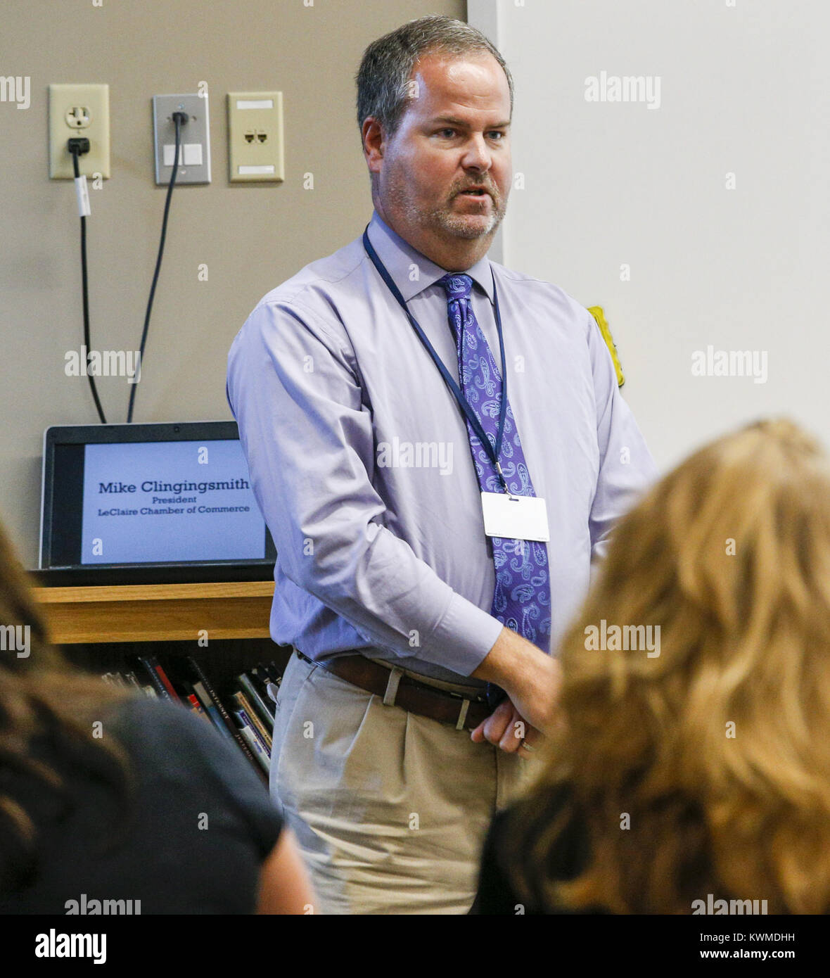 Davenport, Iowa, USA. 14th Sep, 2016. President of the Le Claire Chamber of Commerce Mike Clingingsmith speaks at Bridgeview Elementary School in Le Claire on Wednesday, September 14, 2016. Bridgeview Elementary in the Pleasant Valley Community School District held an open house after undergoing significant renovation and expansion. Credit: Andy Abeyta/Quad-City Times/ZUMA Wire/Alamy Live News Stock Photo
