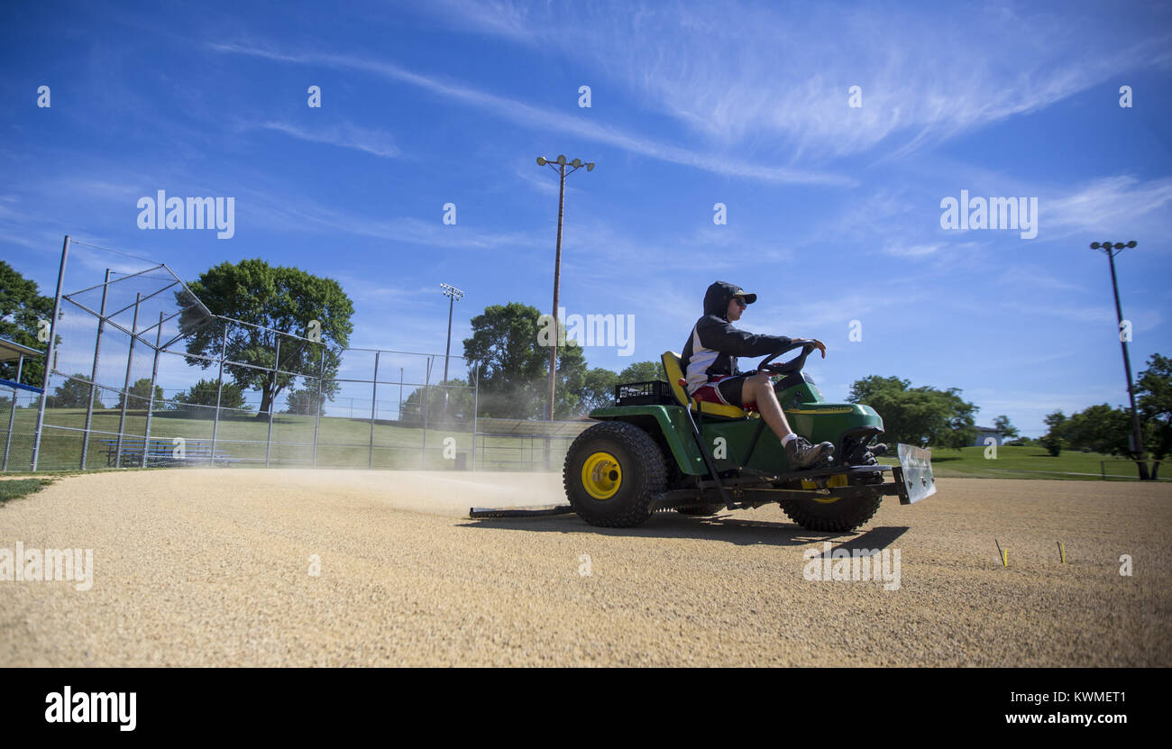 June 8, 2017 Bettendorf, Iowa, U.S. Ball Crew Worker Bryce Leonard