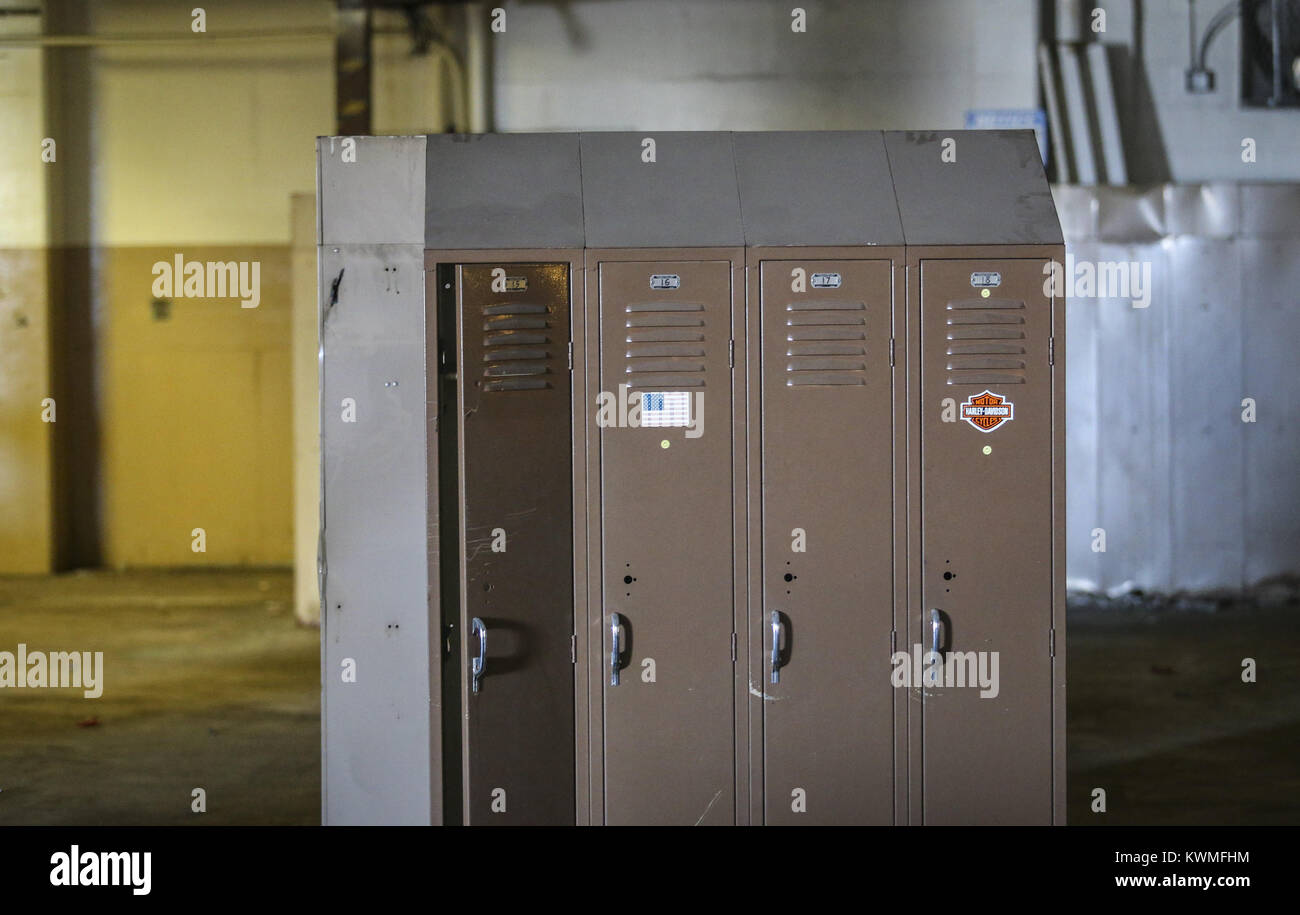 Employee lockers hi-res stock photography and images - Alamy
