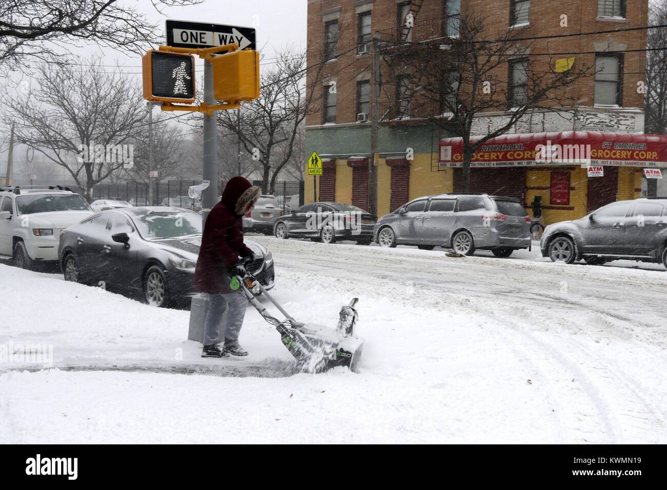 The Bronx, New York, NY, US. 4th. Jan, 2018. The first winter storm, of