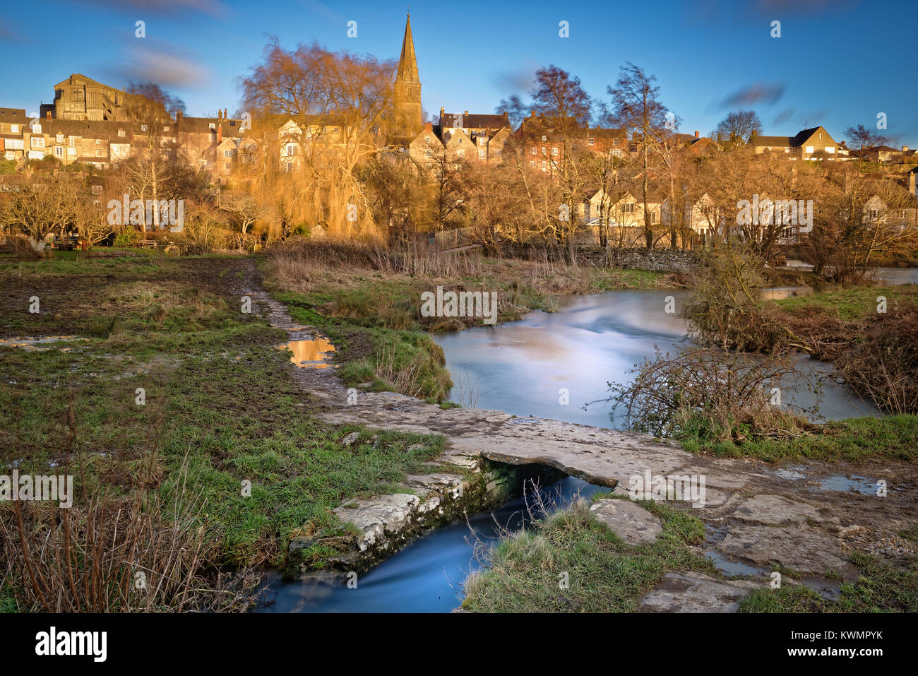 River Rushes Uk Water rushes under bridge hi-res stock photography and images - Alamy
