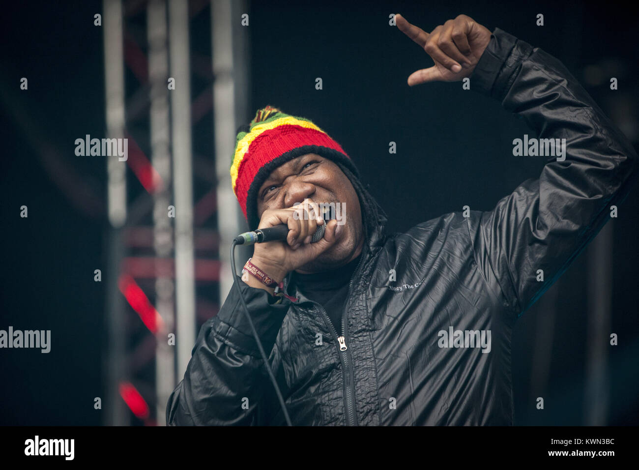 Krs one concert hi-res stock photography and images - Alamy