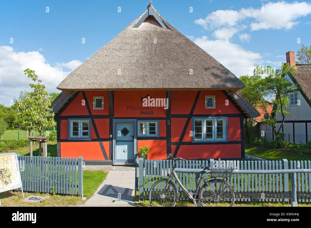 Fishland house, half-timbered and thatched-roof house at Wustrow, landmarked, listed, Fishland, Mecklenburg-Western Pomerania, Baltic sea, Germany Stock Photo