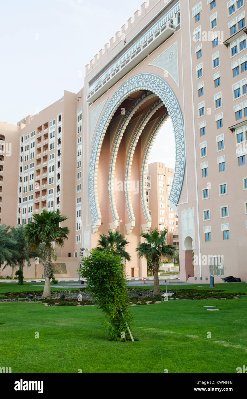 Mövenpick Hotel In Dubai Movenpick hotel dubai hi-res stock photography and images - Alamy