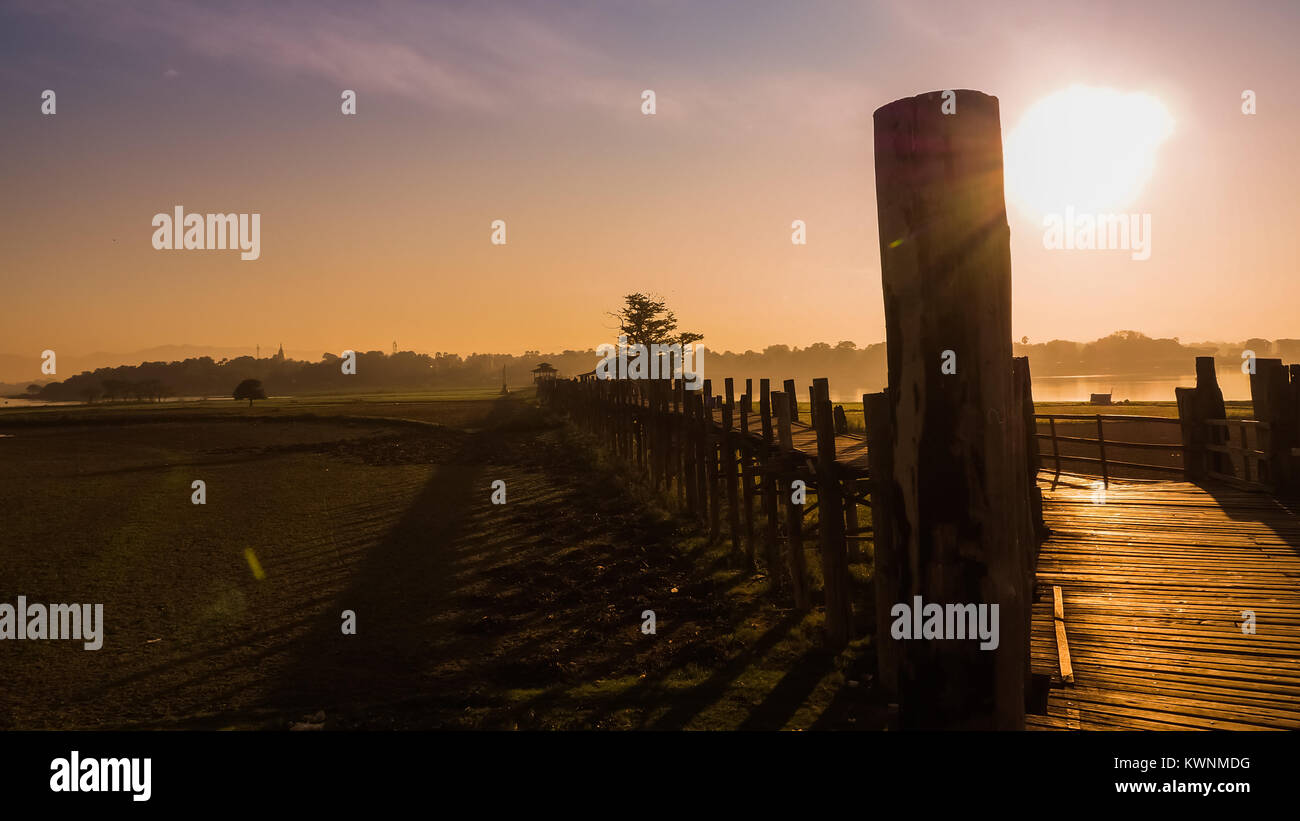 Bain bridge amarapura myanmar burma hi-res stock photography and images ...