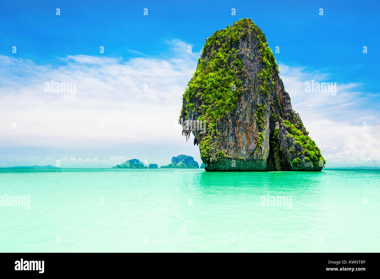 Limestone Ocean Rocks Beaty limestone rock in the ocean Stock Photo - Alamy