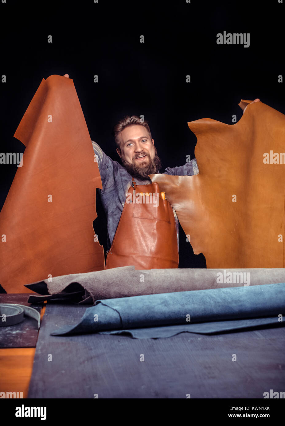 Manual dyeing of leather hi-res stock photography and images - Alamy