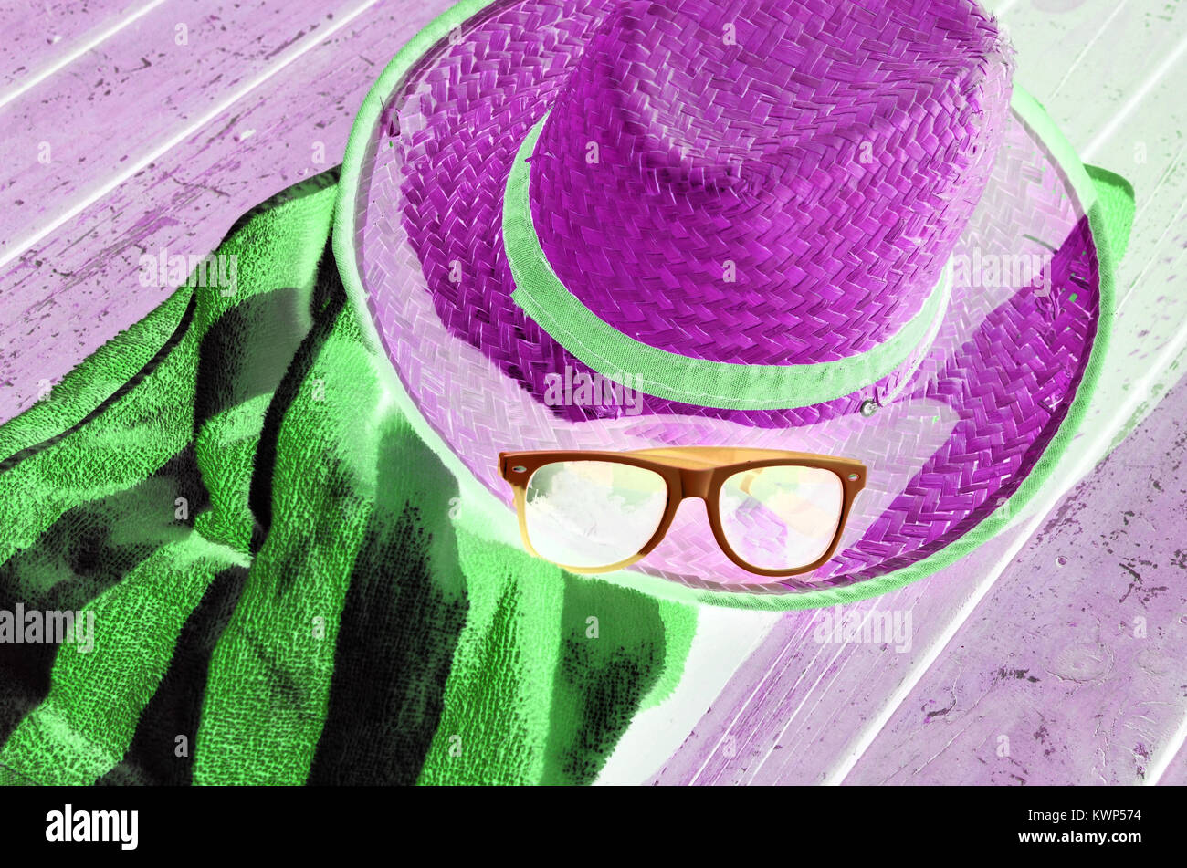 Hat and sunglasses Stock Photo Alamy