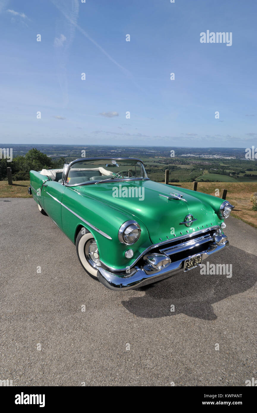 1954 Oldsmobile Rocket 88 convertible classic American car Stock Photo