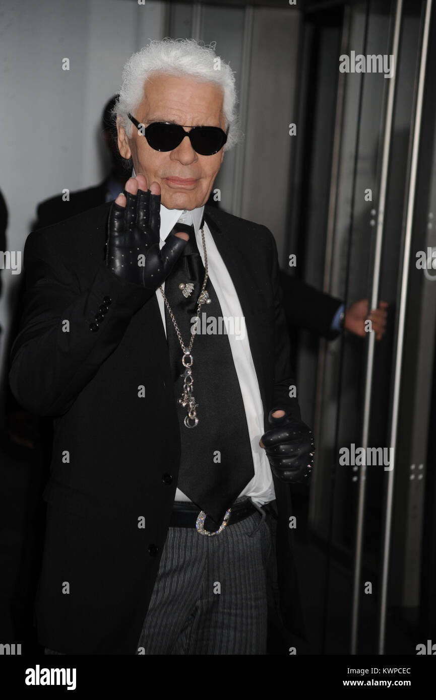 NEW YORK, NY - NOVEMBER 15: Karl Lagerfeld attends the Museum of Modern ...