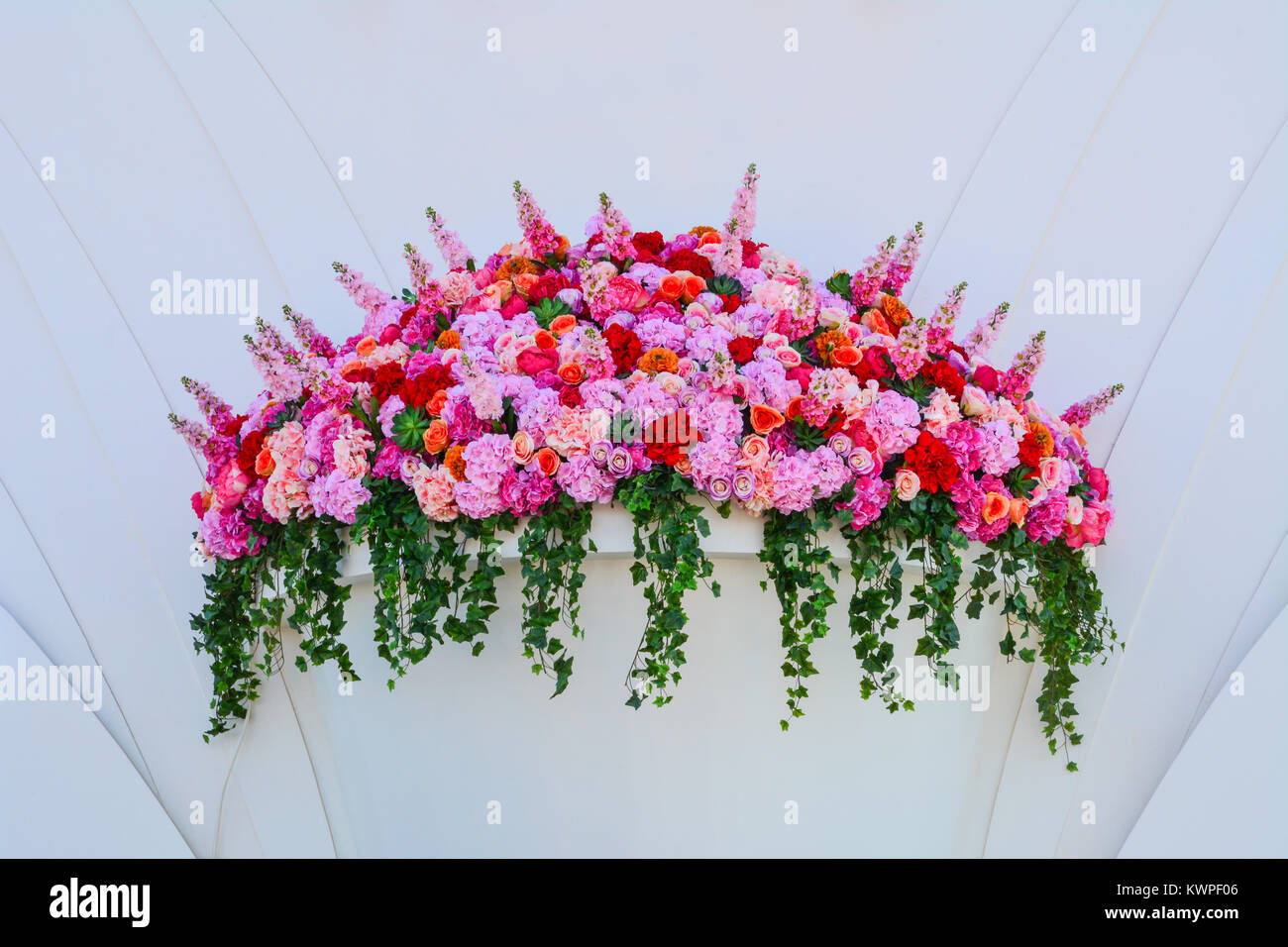 Flower bouquet images hi-res stock photography and images - Alamy