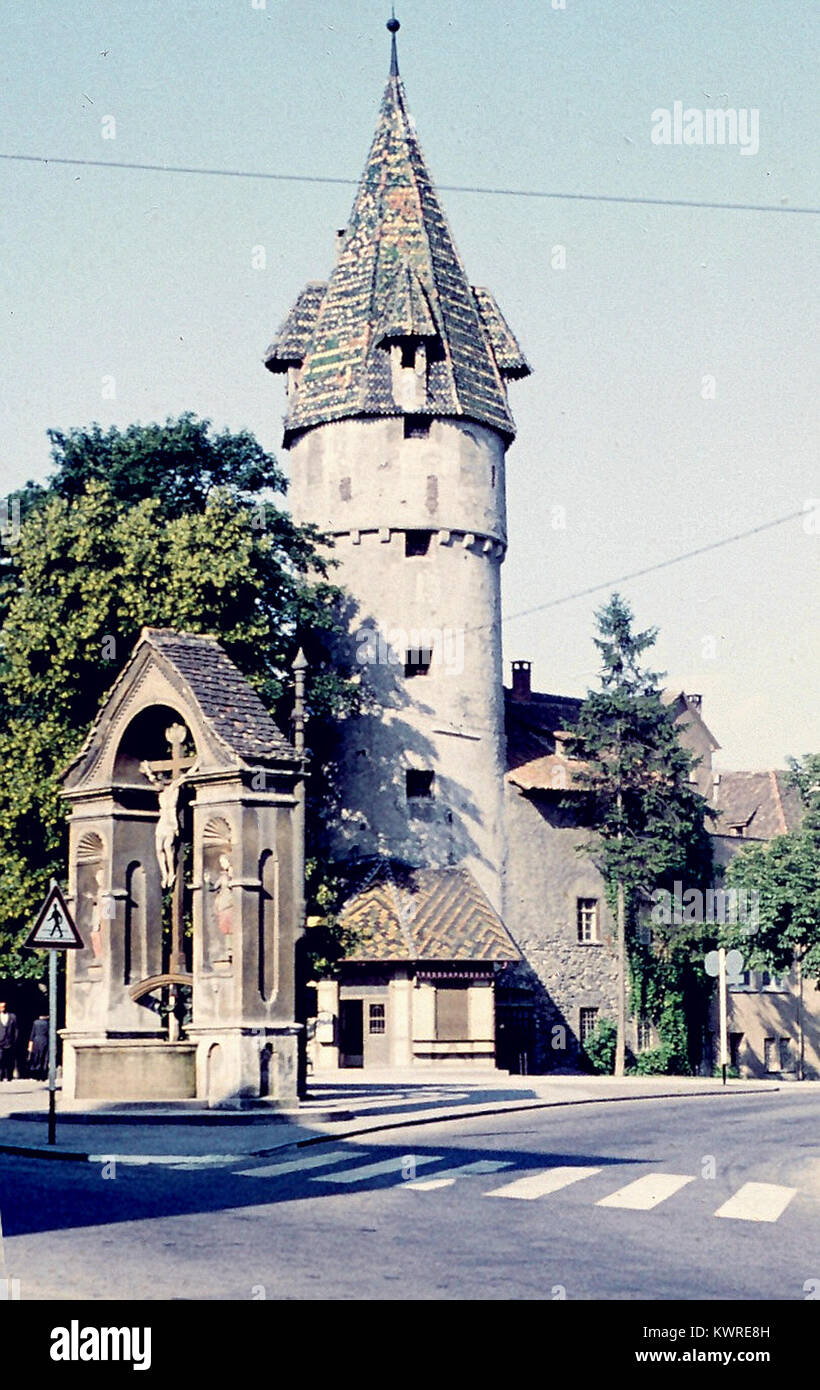 Ravensburg Grüner Turm Kreuzbrunnen 1960er Stock Photo