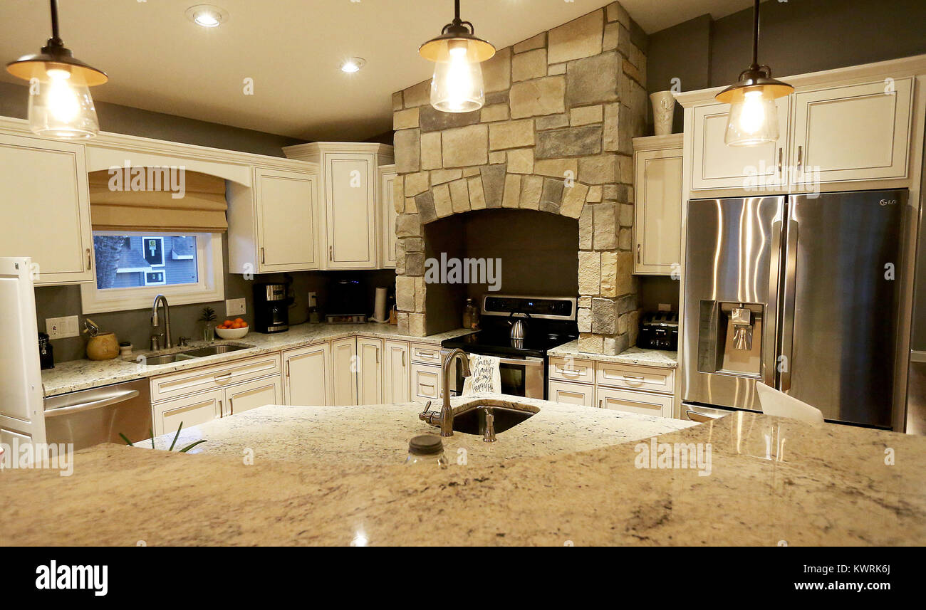 Bettendorf, Iowa, USA. 22nd Feb, 2017. Granit counter tops, stone island and oven nitch