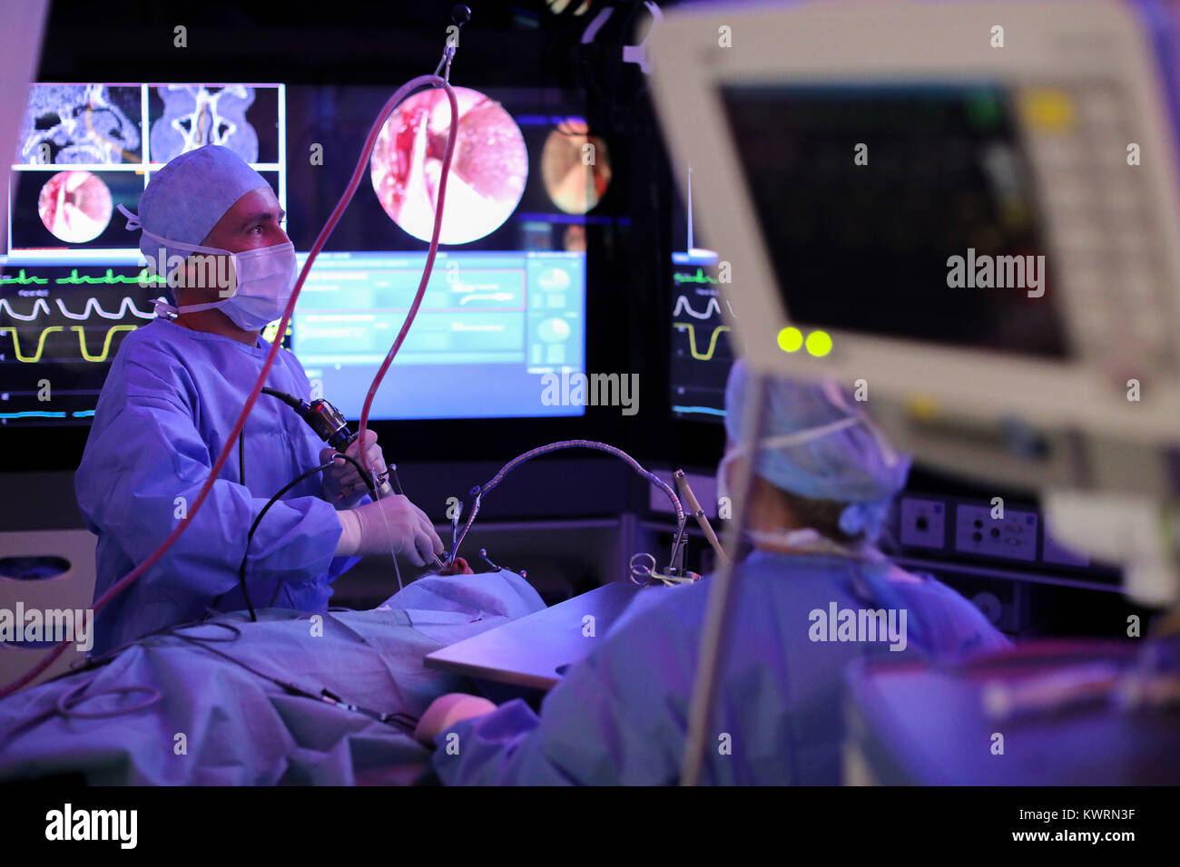 Первая в мире операция. Дэвид Беннетт операция. Дэвид Беннетт пересадка сердца. Трансплантация сердца.