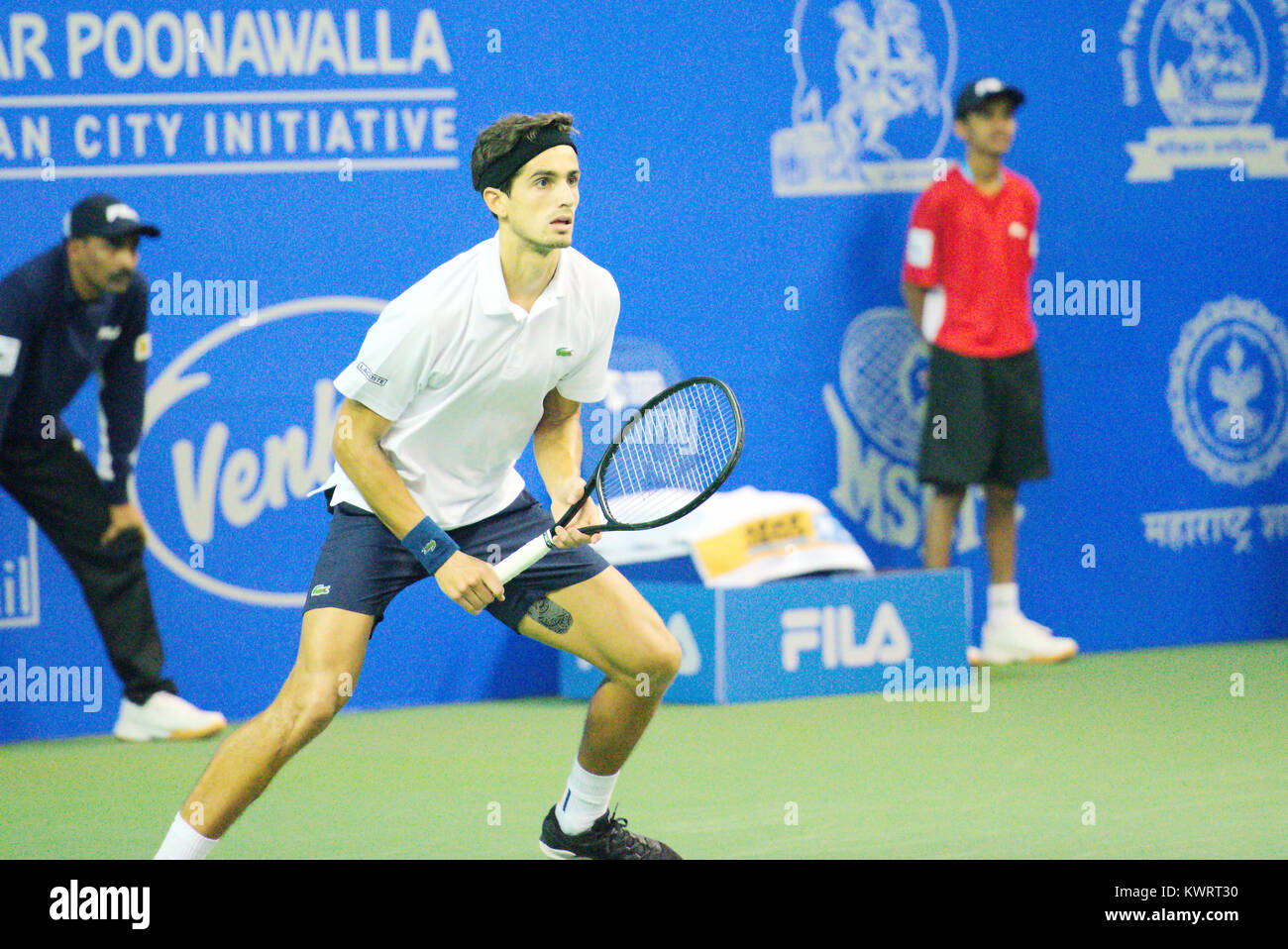 Pune, India. 4th January 2018. Pierre-Hugues Herbert of France in action in a quarter final match of the Singles competition at Tata Open Maharashtra at the Mahalunge Balewadi Tennis Stadium in Pune, India. Credit: Karunesh Johri/Alamy Live News. Stock Photo
