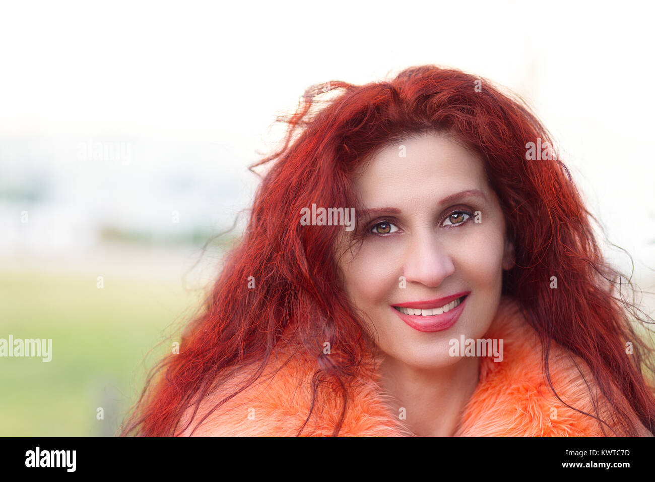 Beautiful red hair irish woman hi-res stock photography and images - Alamy