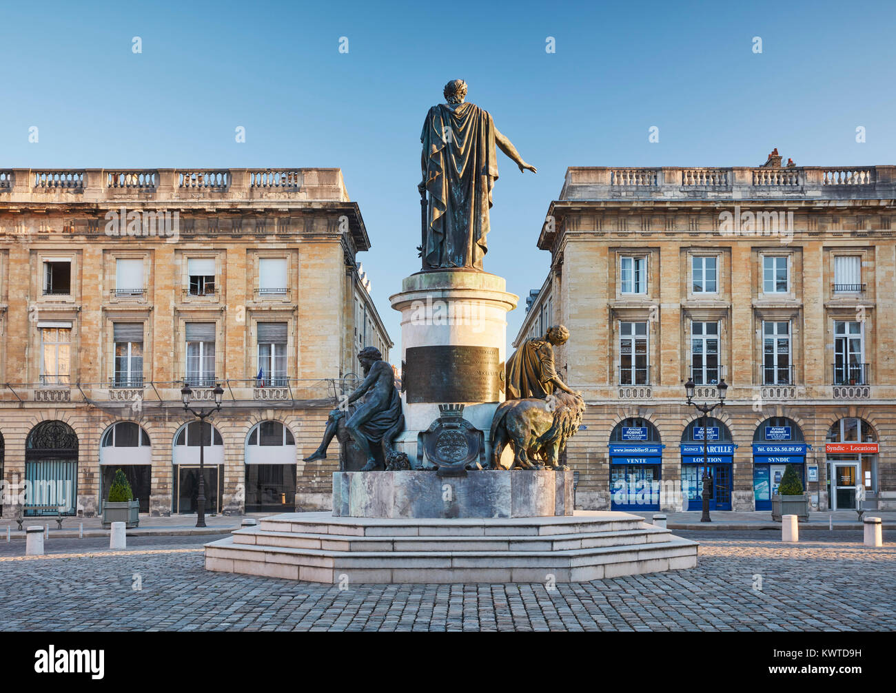 Statue of Louis XV, Place Royale, Reims, Champagne-Ardenne, France Stock Photo