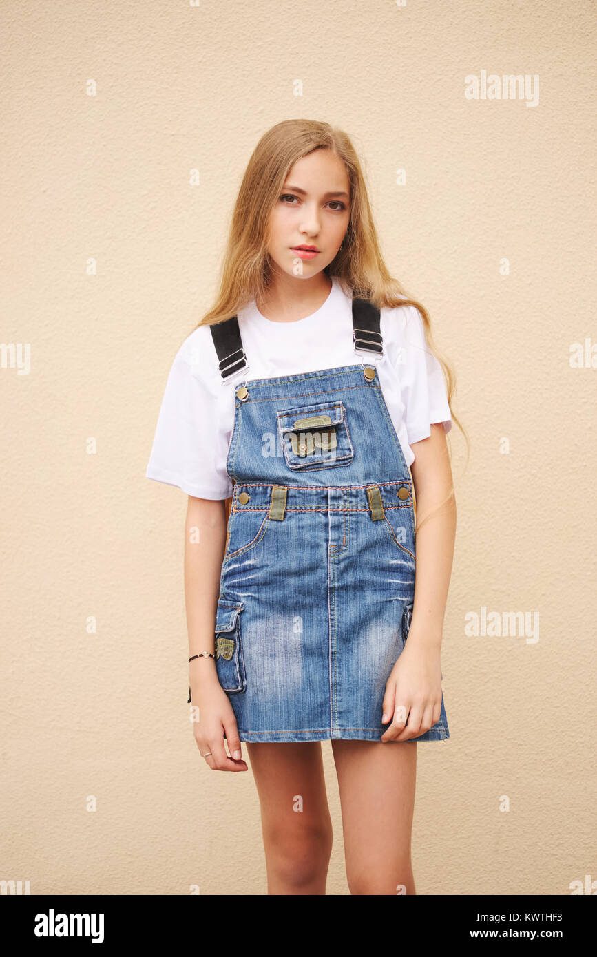 portrait of beautiful young girl with long hair Stock Photo - Alamy