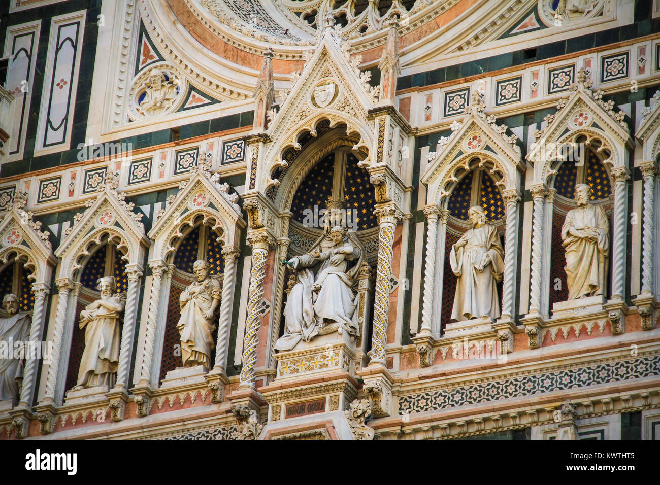 Statues and details on the facade of the Cathedral Santa Maria del Fiore, The Dome in Florence, Tuscany, Italy Stock Photo